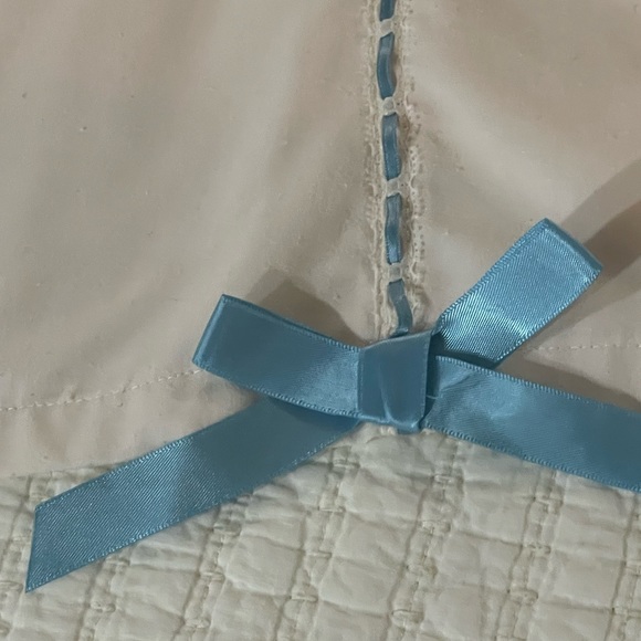 American Girl “Caroline” Gown for Girls Size M(10/12) - Picture 4 of 4